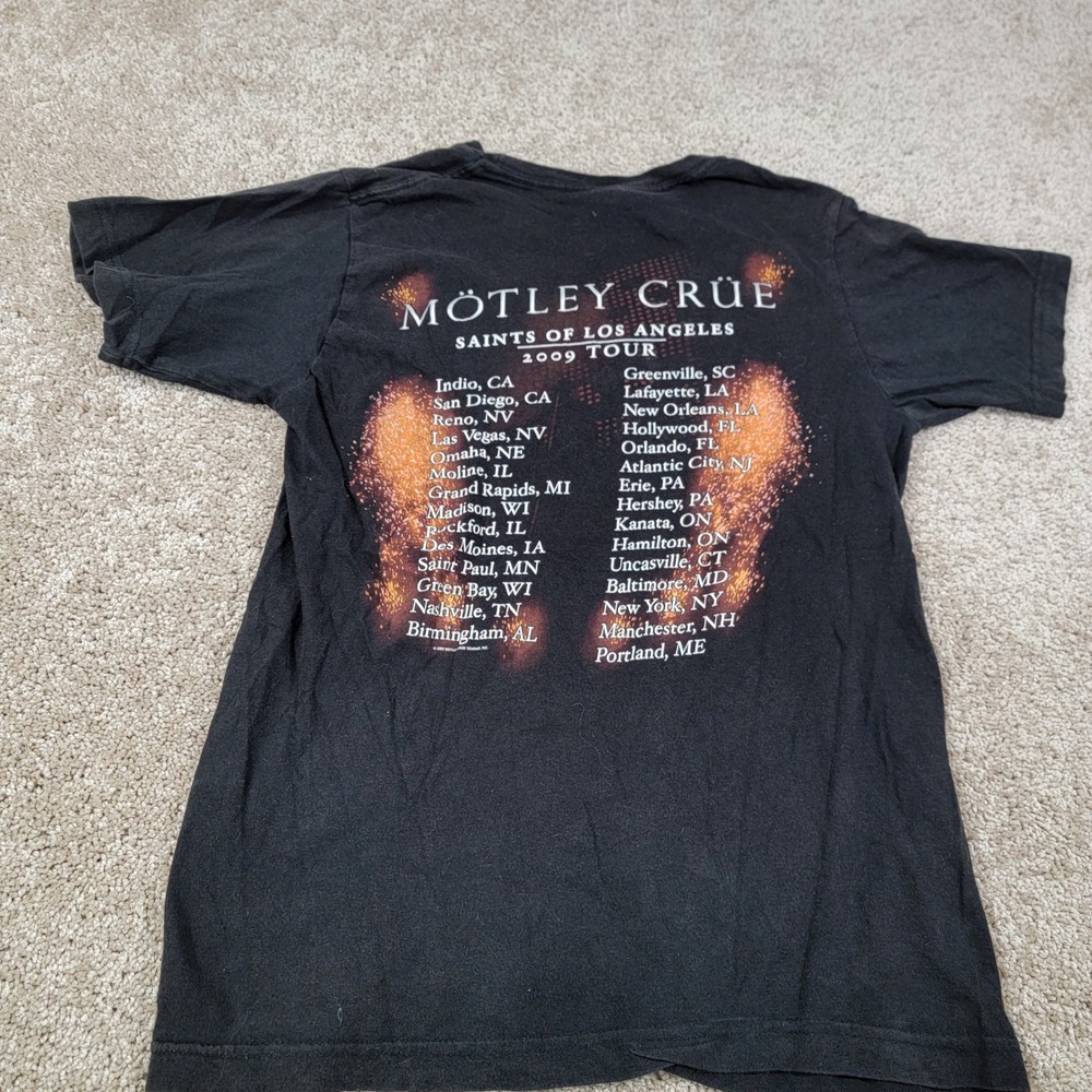 Motley Crue Saints of Los Angeles Tour Tultex Size Small Graphic Tee Rock Band - Picture 4 of 4